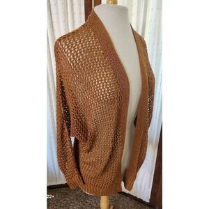 C48 Staccato gold open front loose weave cardigan sweater dolman sleeves